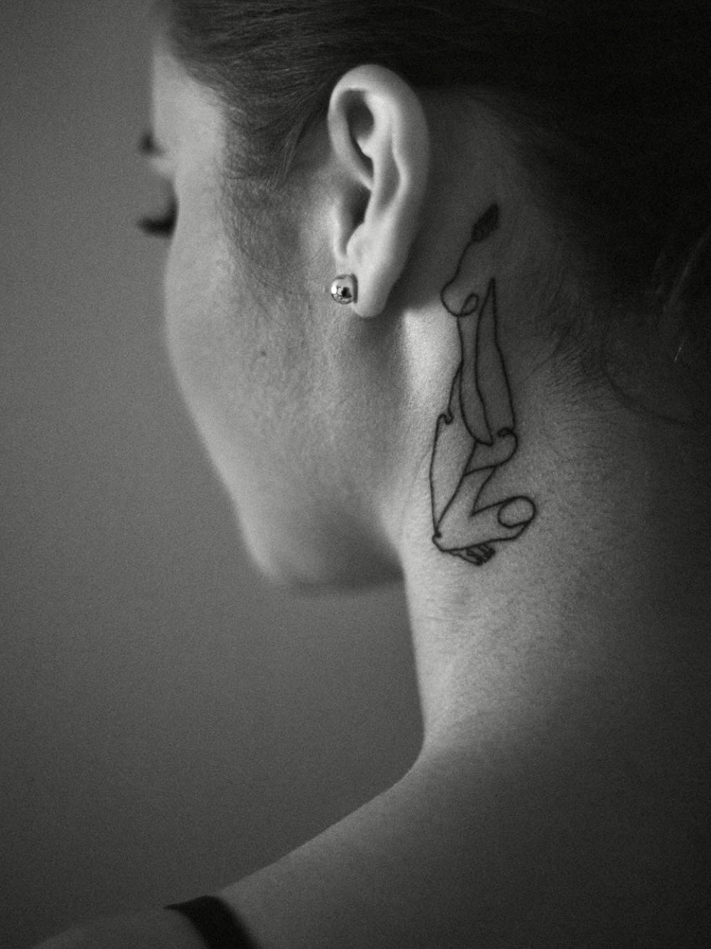 Best behind ear tattoos | Back ear tattoo designs | Behind ear tattoo ideas  | Lets style buddy - YouTube